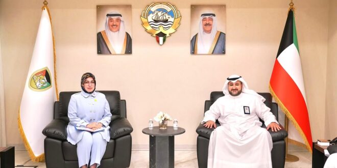 استقبال وكيل وزارة الدفاع الشيخ عبدالله مشعل الصباح سفيرة تركيا لدى الكويت لبحث التعاون الدفاعي