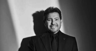 رحيل هاني شاكر في باريس عن عمر ناهز 73 عامًا بعد تدهور صحي أثناء رحلة علاجية في فرنسا